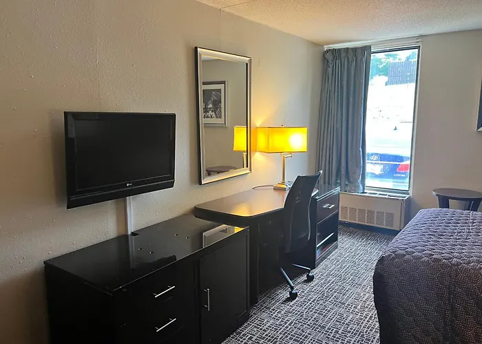 University Inn Winston
